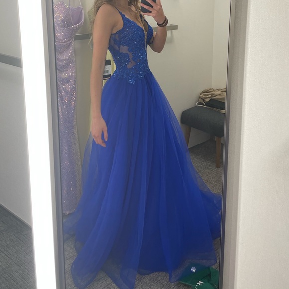 La Femme royal blue prom dress - Picture 5 of 5